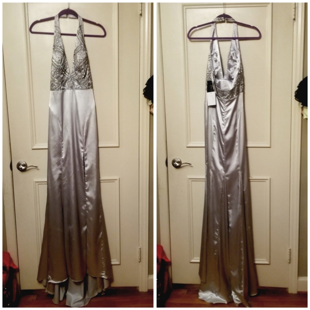 Stunning silver diva prom gown NWT